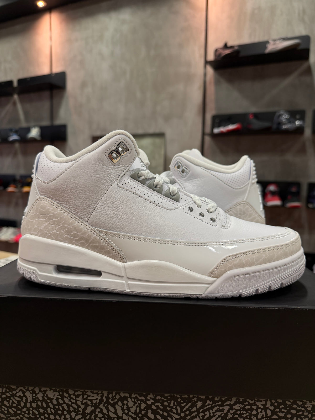 JORDAN 3 PURE MONEY