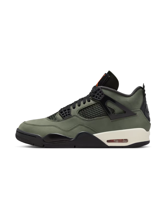 JORDAN 4 x UNDEFEATED